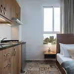 Em Shadi\'S Studio 404 In Mar Mikhael